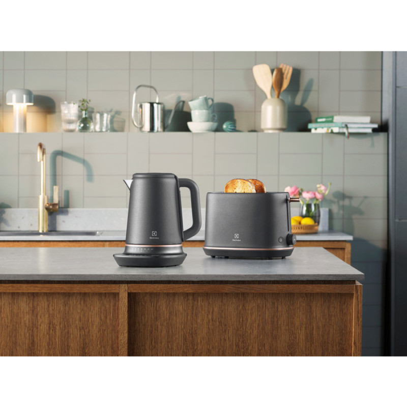 Тостер Electrolux E7T1-6BP