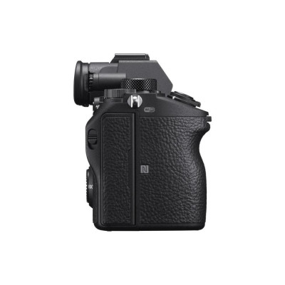 Бездзеркальна камера Sony Alpha A7 III Body (ILCE7M3B.CEC)