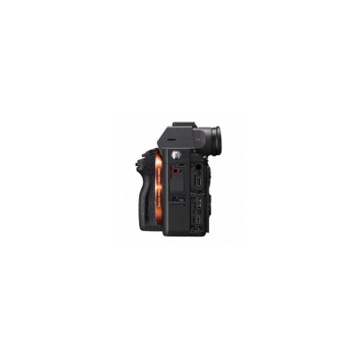 Бездзеркальна камера Sony Alpha A7 III Body (ILCE7M3B.CEC)