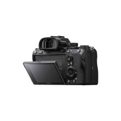 Бездзеркальна камера Sony Alpha A7 III Body (ILCE7M3B.CEC)