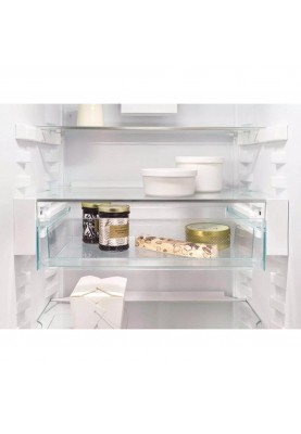 Холодильник із морозильною камерою Liebherr CBNd 5723 Plus
