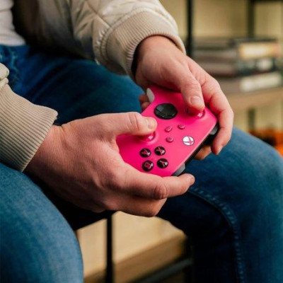 Геймпад Microsoft Xbox Series X | S Wireless Controller Deep Pink (QAU-00082, QAU-00083)