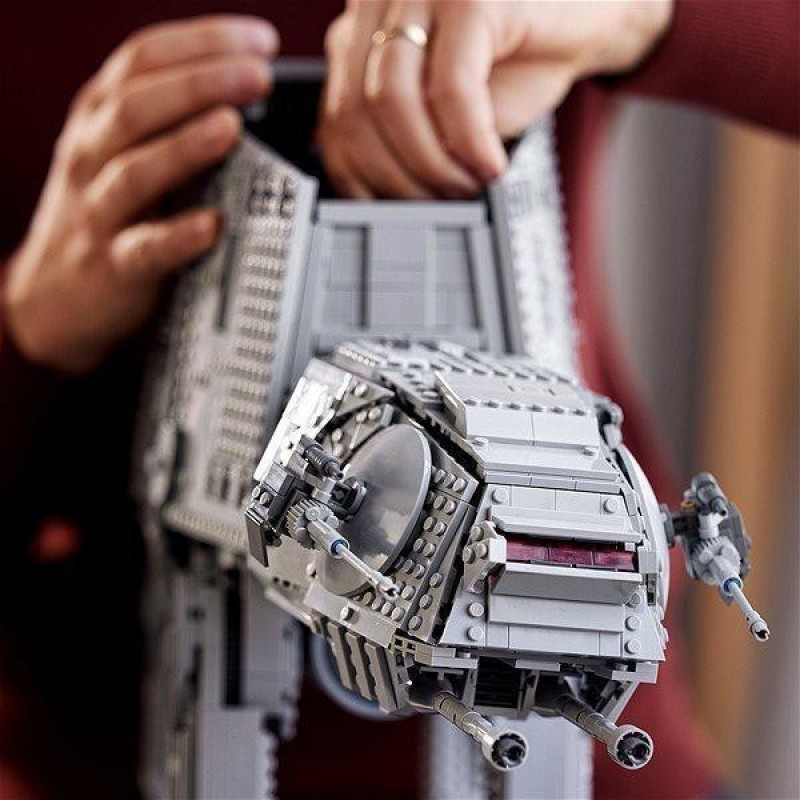 Блоковий конструктор LEGO AT-AT (75313)