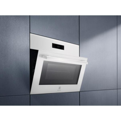 Мікрохвильова піч з грилем Electrolux EVM8E08V