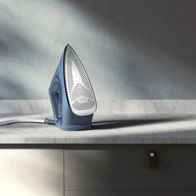 Праска з парою Electrolux E7SI1-8DB