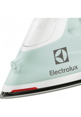 Праска з парою Electrolux EDB1740