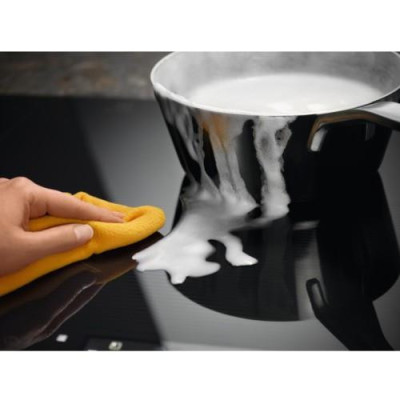 Варильна поверхня електрична Electrolux EIS6648