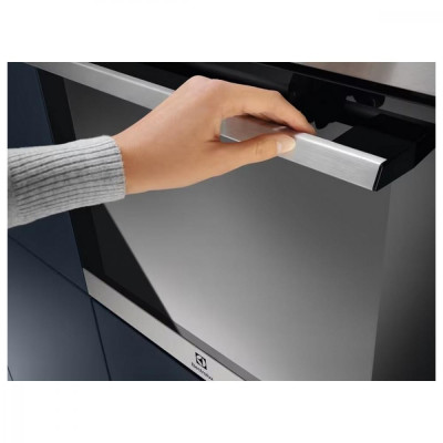 Духовка електрична Electrolux EOF3H40BX