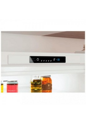 Холодильник із морозильною камерою Indesit INFC8 TI21W 0