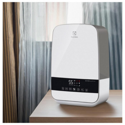 Зволожувач повітря Electrolux EHU-3315D