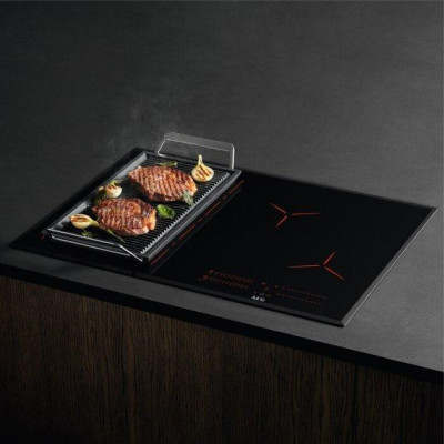 Варильна поверхня електрична AEG IPE74571FB