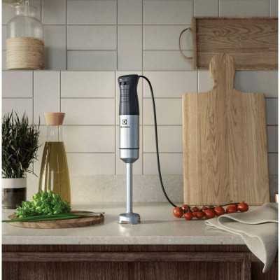Занурювальний блендер Electrolux E5HB1-6SS Занурювальний блендер Electrolux E5HB1-6SS