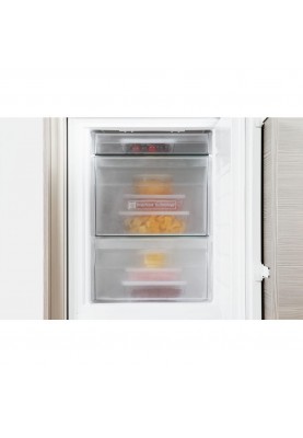 Холодильник із морозильною камерою Whirlpool SP40 801 EU