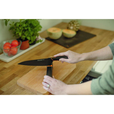 Стругачка для ножів Fiskars (1003098/978700)