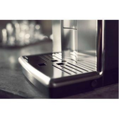 Кавомашина автоматична Saeco PicoBaristo Deluxe (SM5572/10) Кавомашина автоматична Saeco PicoBaristo Deluxe (SM5572/10)