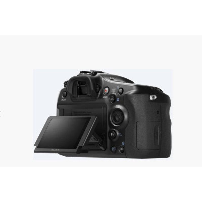 Дзеркальна камера Sony Alpha A68 body