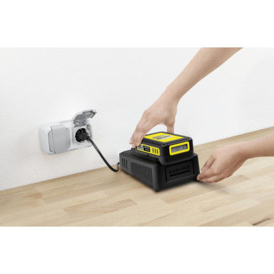 Акумулятор і зарядний пристрій для електроінструменту Karcher 2.445-062.0