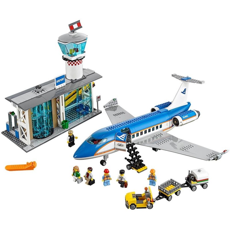 Блоковий конструктор LEGO City Пасажирський термінал (60104)