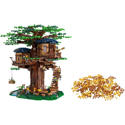 Блоковий конструктор LEGO Будинок в селі (21318)