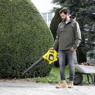 Садова повітродувка Karcher LBL 2 BATTERY (1.445-100.0) Садова повітродувка Karcher LBL 2 BATTERY (1.445-100.0)