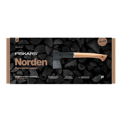 Універсальний Fiskars Norden chopping axe N10 + sharpener SET (1052276)