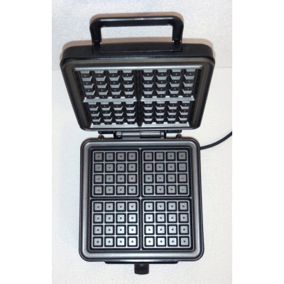 Вафельница MPM Product MGO-36M