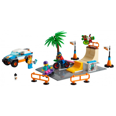 Блоковий конструктор LEGO City Скейт-парк (60290)