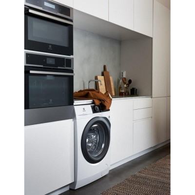 Пральна машина автоматична Electrolux EW7W4684WP