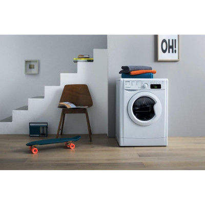 Пральна машина автоматична Indesit EWDE 751451 W Пральна машина автоматична Indesit EWDE 751451 W
