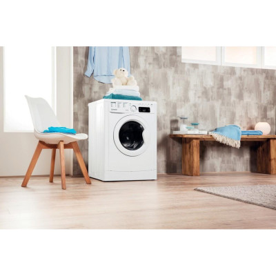 Пральна машина автоматична Indesit EWDE 751451 W Пральна машина автоматична Indesit EWDE 751451 W