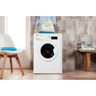 Пральна машина автоматична Indesit EWDE 751451 W Пральна машина автоматична Indesit EWDE 751451 W