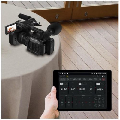 Відеокамера Panasonic HC-X2 (HC-X2EE)