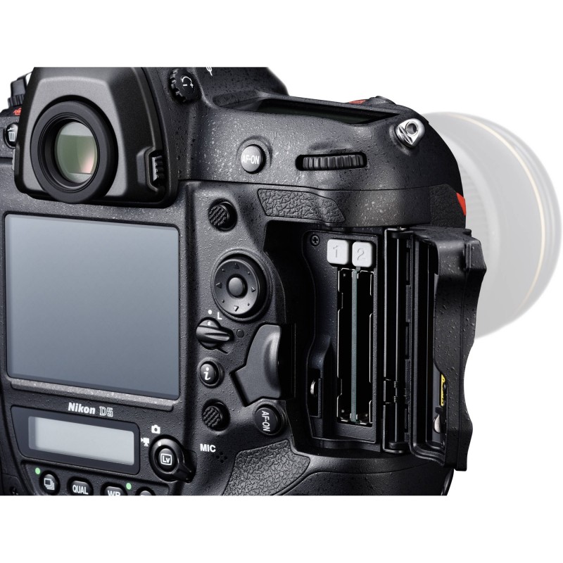 Дзеркальний фотоапарат Nikon D5 body (VBA460AE)
