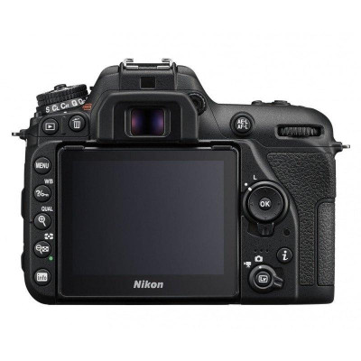 Дзеркальний фотоапарат Nikon D7500 body (VBA510AE)
