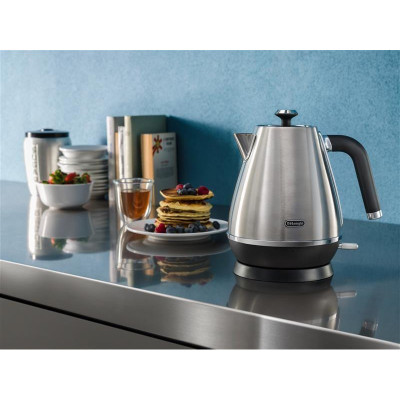 Електрочайник Delonghi KBI 2001