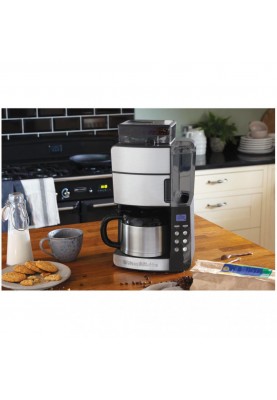 Крапельна кавоварка Russell Hobbs Grind & Brew 25620-56