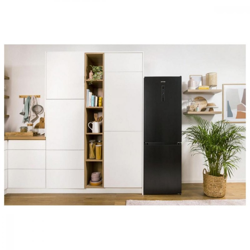 Холодильник з морозильною камерою Gorenje NRK619EABXL4