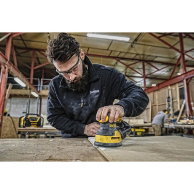 Ексцентрикова Шліфмашина DeWalt DWE6423 Ексцентрикова Шліфмашина DeWalt DWE6423