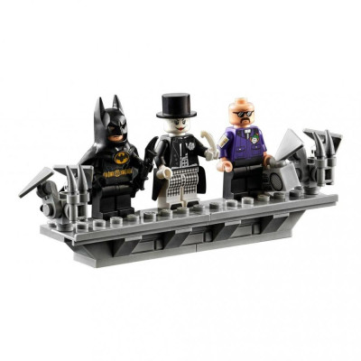 Блоковий конструктор LEGO Бетвінг (76161)