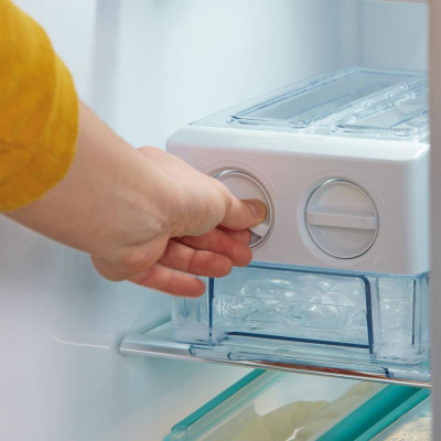 Холодильник із морозильною камерою Gorenje NRS918EMB