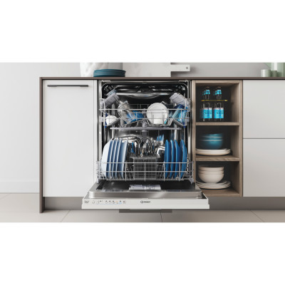 Посудомийна машина Indesit DIE 2B19 A