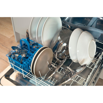 Посудомийна машина Indesit DIE 2B19 A