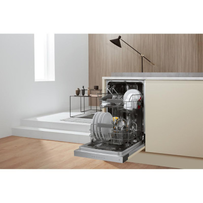 Посудомоечная машина Whirlpool WSBC 3M17 X