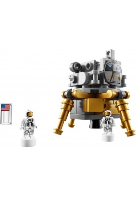 Блоковий конструктор LEGO Ideas Ракетно-космічна система НАСА "Сатурн-5-Аполлон" 1969 деталей (92176)