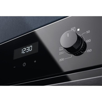 Духовка электрическая Electrolux EZF5C50Z