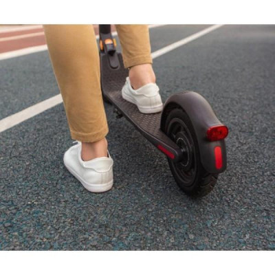 Електросамокат Ninebot by Segway E25E (AA.00.0000.88)