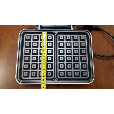 Вафельница MPM Product MGO-25