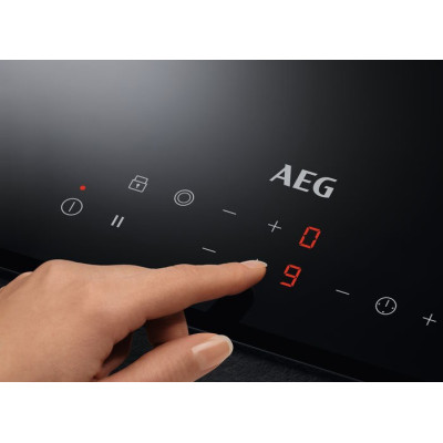 Варильна поверхня електрична AEG HRB32310CB