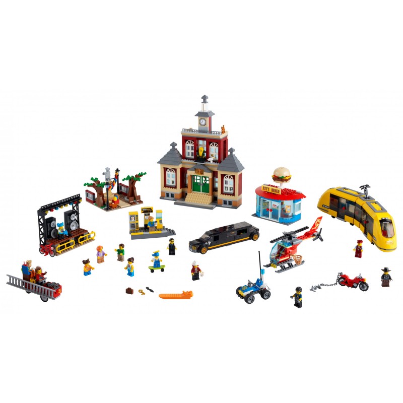Блоковий конструктор LEGO City Головна площа (60271)