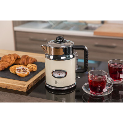 Электрочайник Russell Hobbs Retro Cream 21672-70